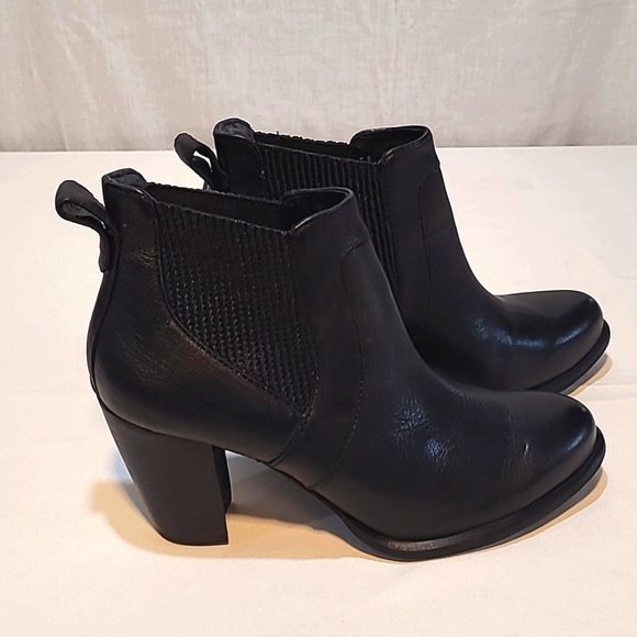 UGG Black Leather Boots - Picture 3 of 7